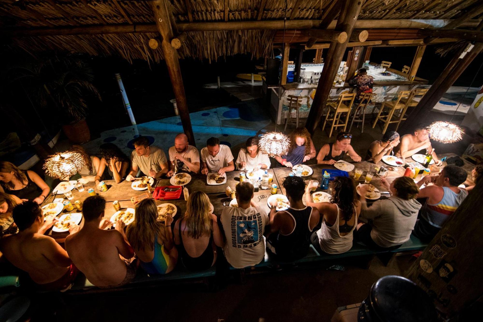 Отель Casa En El Agua Tintipan Island Экстерьер фото